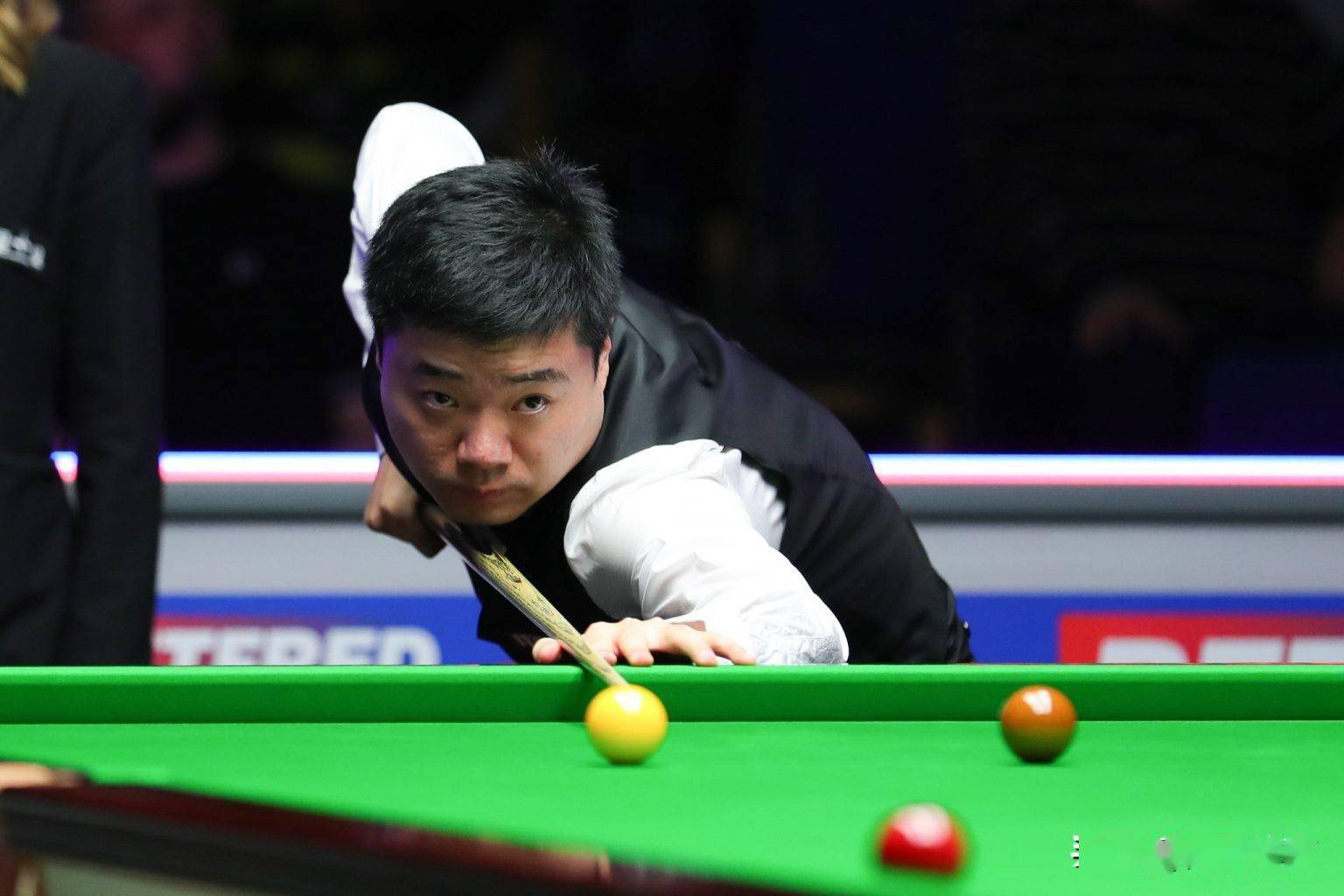 虽然他们在 虽然他们在