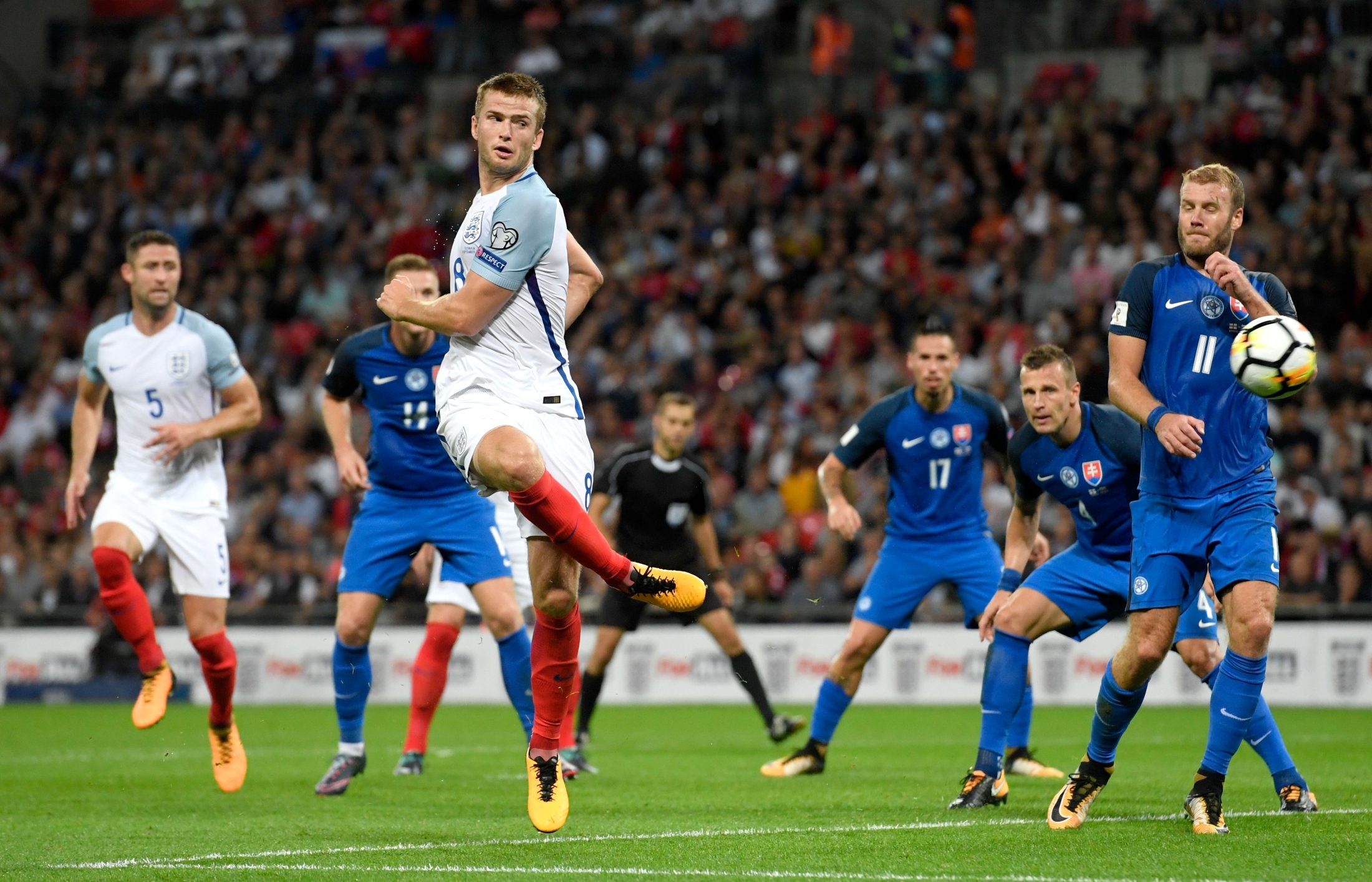 A夜赛中 A夜赛中